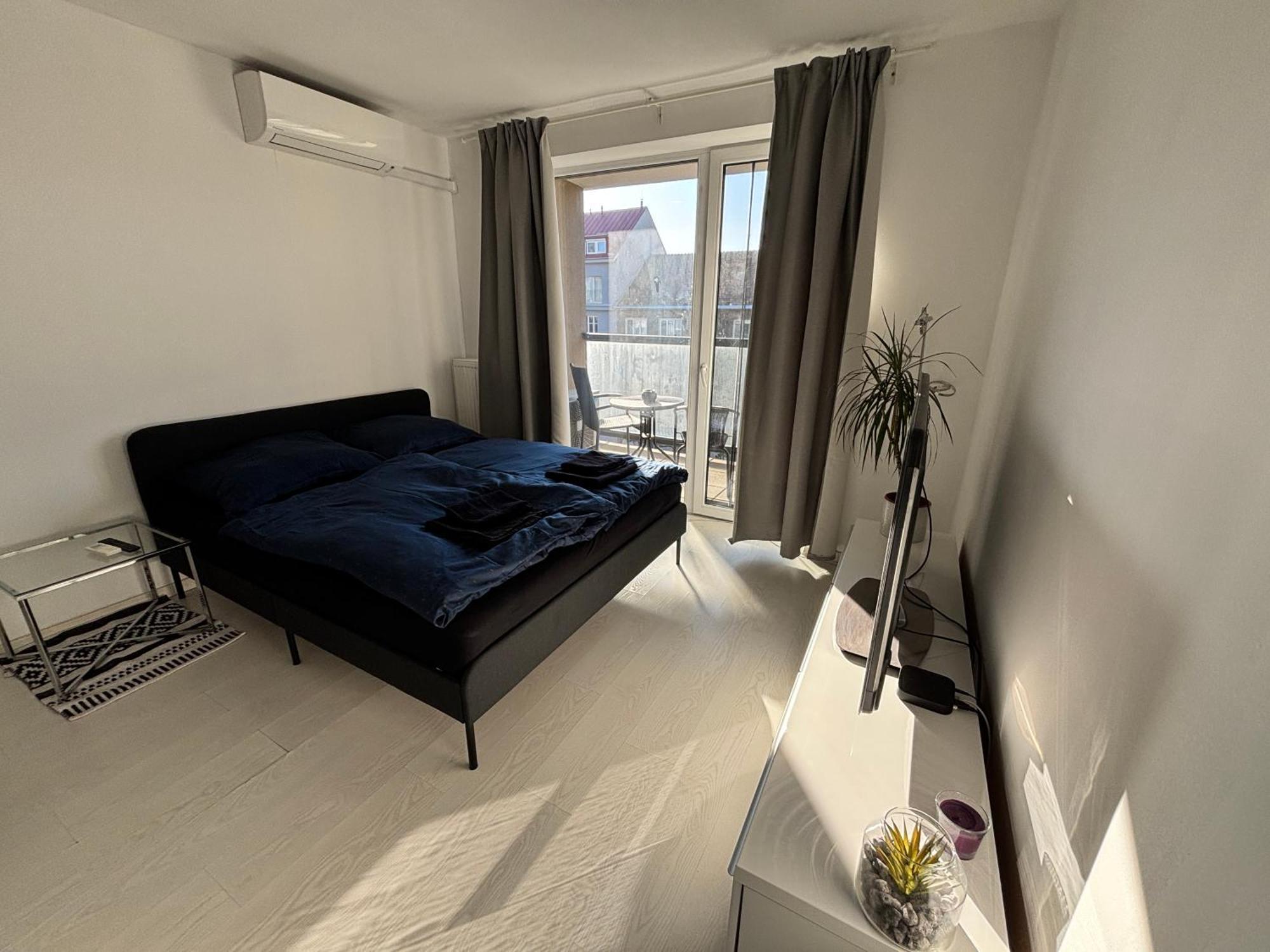 New Studio, Central Location! Bratislava Buitenkant foto